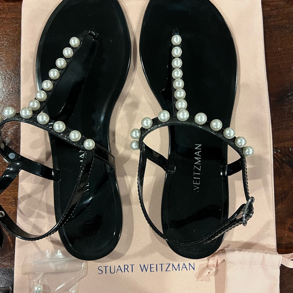 Stuart Weitzman “Goldie” jelly sandals